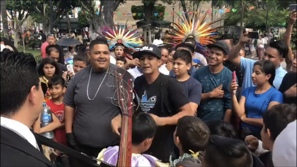 Mariachi Vs Rapper Batalla entre raperos y mariachis incendia las redes. (VIDEO) – No Me ...