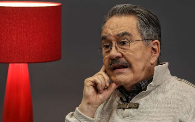 ¿Tv Azteca deja sin contrato a Pedrito Sola?