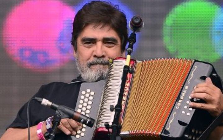 Le dan el adiós a Celso Piña con su música