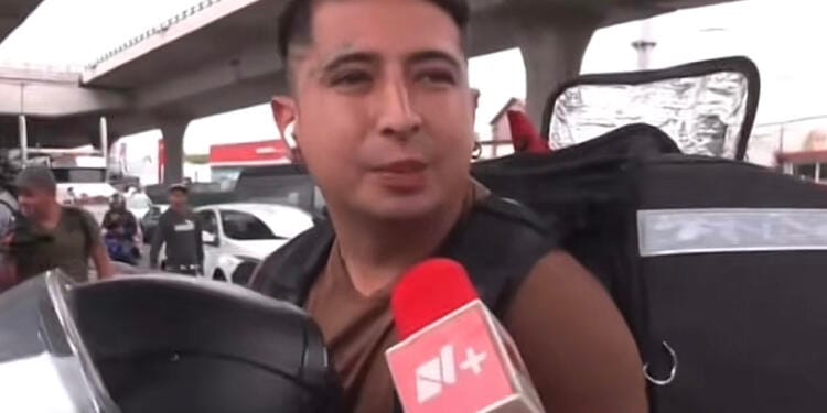 VIDEO: ‘P…che gente m..rda’ Joven explota contra maestros por bloqueos en Periférico