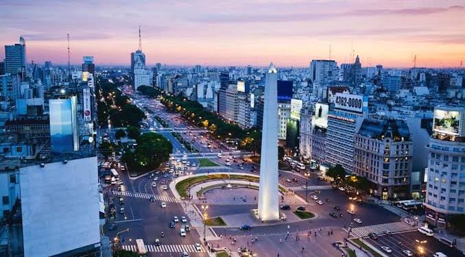 Así puedes aprovechar el peso argentino para viajar a Argentina de vacaciones