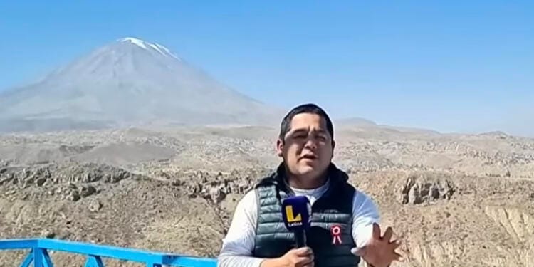 VIDEO: Supuesto OVNI aparece en plena transmisión en vivo y sorprende a periodistas