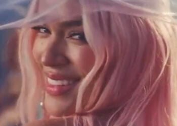 VIDEO: Karol G le dedica “Mi ex tenía razón” a su ex Anuel AA