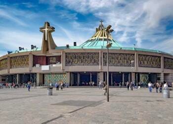 Este es el costo de una misa de XV años en la Basílica de Guadalupe