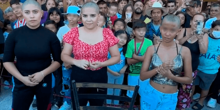 VIDEO: Jóvenes aceptan raparse por la posibilidad de ganarse un iPhone