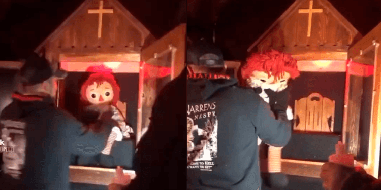 VIDEO: Cambian de vitrina a Annabelle a pesar de que los Warren advirtieron no tocarla