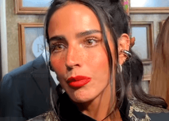 VIDEO: Tunden a Bárbara de Regil por acudir a gala mientras su papá está en Acapulco sin agua ni comida