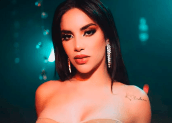 VIDEO: Filtran nueva canción de Kimberly Loaiza «Mal hombre» a unas horas de su lanzamiento oficial