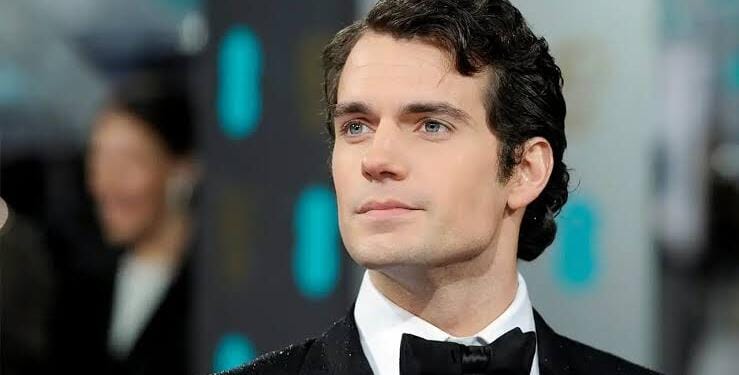 VIDEO: Actor argentino asegura que lo confundieron con Henry Cavill en CDMX y desata burlas en redes