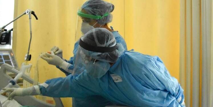 Se saturan hospitales por aumento de casos de COVID-19 en México