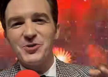 VIDEO: Drake Bell sorprende al aparecer trabajando en TV Azteca México durante transmisión de año nuevo