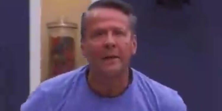 VIDEO: Alfredo Adame explota contra sus compañeros en La Casa de los Famosos