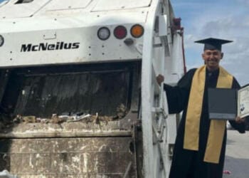 Recolector de basura en Tamaulipas se gradúa como licenciado en Derecho