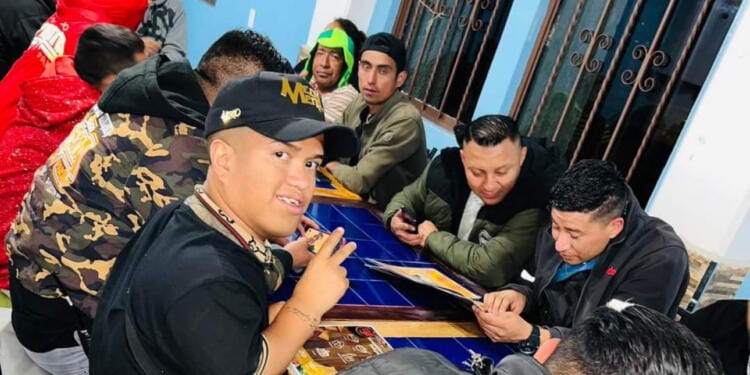 VIDEO: Medio Metro regresa con Sonido Pirata y su su ex compañera lo critica