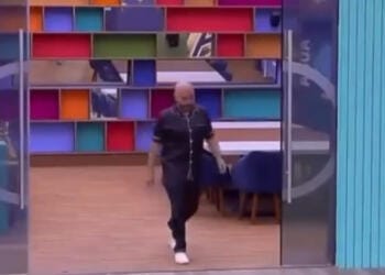 VIDEO: Lupillo sorprende con ruido extraño en TV internacional