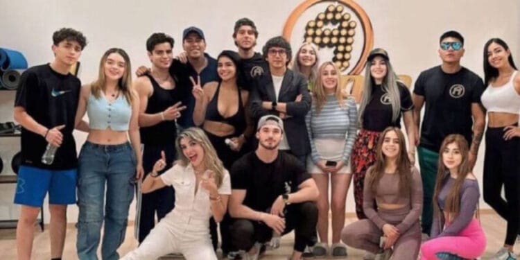 VIDEO: Alumnos de La Academia imaginan que todo México ve su reality