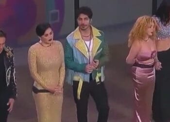 VIDEO: Gomita interrumpe a Sian