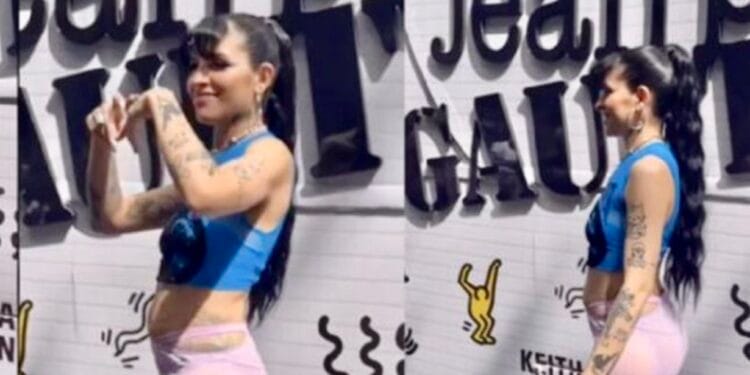 VIDEO: Cazzu reaparece con fuerte indirecta a Ángela Aguilar, usando unas esponjas