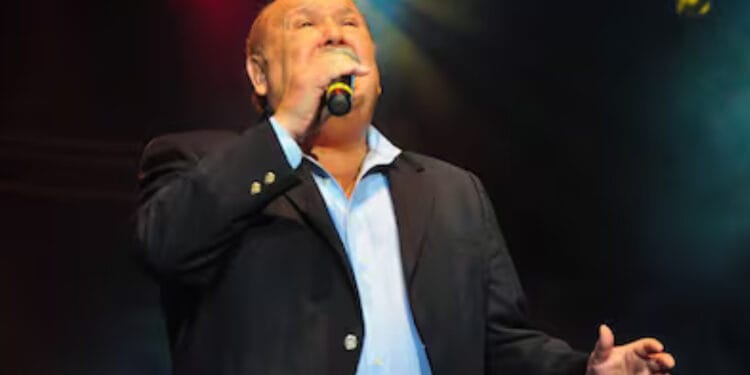 Fallece Leo Dan, ícono de la música romántica, a los 82 años