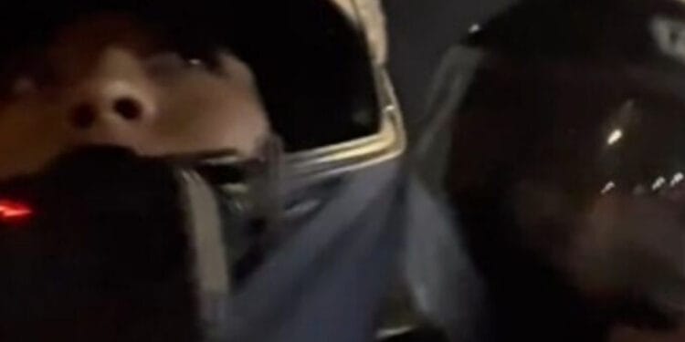 VIDEO: Conductora de motocicleta por aplicación denuncia que pasajero la acosó