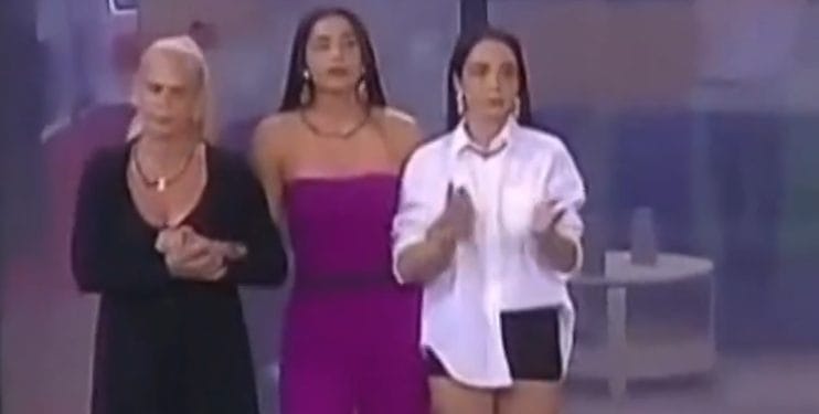 VIDEO: Alejandra no deja aplaudir a Manelyk