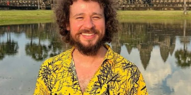 Luisito Comunica confiesa que no gusta el estilo de el Escorpión Dorado