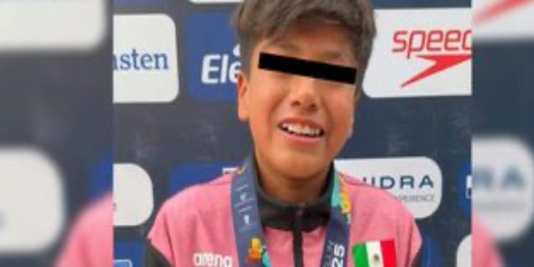 VIDEO: Clavadista mexicano de 12 años hace historia a nivel internacional y dedica su medalla a su mamá