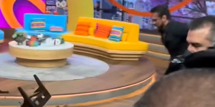 VIDEO: Alberto del Río ‘El Patrón’ agrede a producción de Venga La Alegría en pleno programa