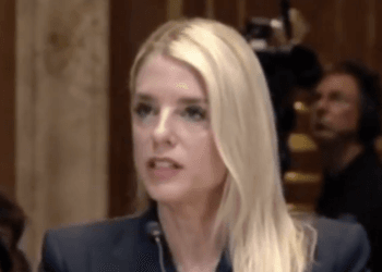 EU incluye a México en lista de países “adversarios extranjeros”; Pam Bondi asegura que no se dejarán intimidar