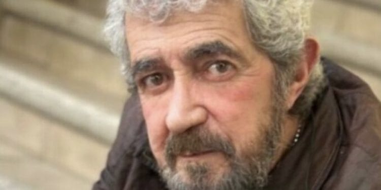VIDEO: El Flaco Ibañez pide préstamo de broma vía telefónica a Lalo España durante entrevista