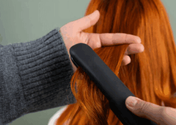 ¡Le destruyó los riñones! Llevaba un año haciéndose tratamiento con keratina en el cabello… hasta que los médicos descubrieron que le hacía mal