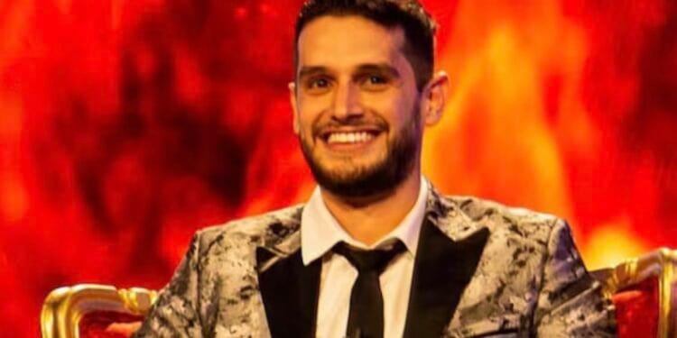 Tunden a Adrián Marcelo por burlarse de la detención del Mencho en redes sociales