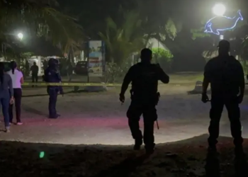Masacre en Barra Vieja: comando armado irrumpe en restaurante y ejecuta a una familia; hay cuatro muertos
