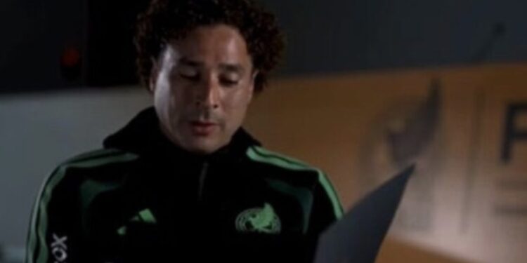 Guillermo Ochoa rompe en llanto al despedirse de la Selección Mexicana: “Ya no le veo sentido al futbol sin ella”