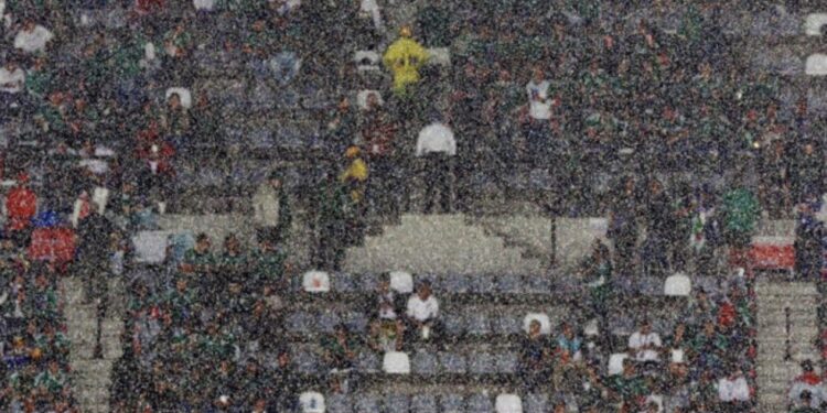 Se retrasa el partido de México vs Ecuador por tormenta en CDMX