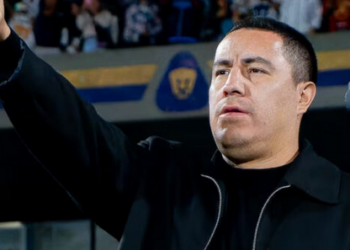 Efraín Juárez deja de ser técnico de Pumas; desacuerdos con la directiva provocaron su salida
