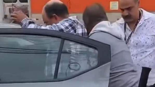 Detienen a vendedor de elotes tras pedir préstamo de 600 mil pesos