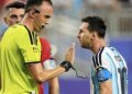 Lionel Messi explota contra el árbitro en pleno Argentina vs Suiza: «Háblame bien, no me faltes el respeto»