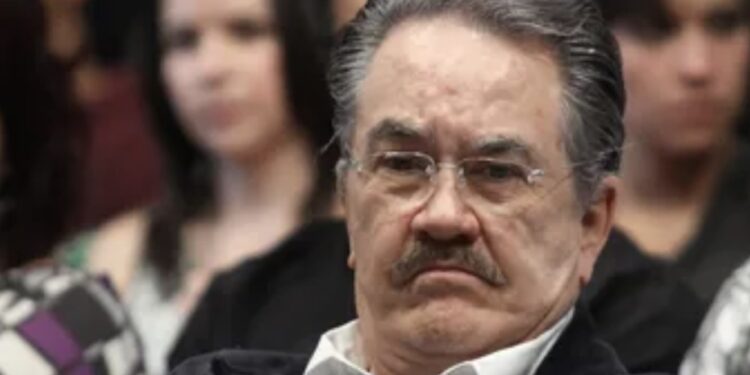 Presentan presunta denuncia contra Pedro Sola y Pati Chapoy por comentarios sobre perros en Ventaneando