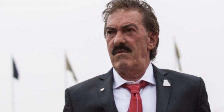 Ricardo La Volpe desata polémica tras llamar “vendidos” a los mexicanos antes de la final del Mundial