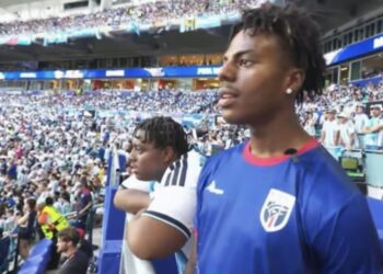 Aficionada de Argentina se burla de Speed en pleno Mundial 2026; una aficionada lo manda «a llorar al zoológico»