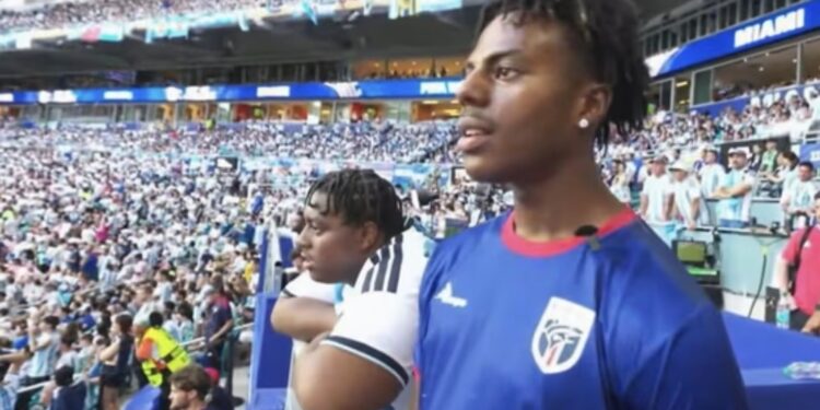 Aficionada de Argentina se burla de Speed en pleno Mundial 2026; una aficionada lo manda «a llorar al zoológico»