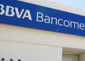 VIDEO: Joven revela que BBVA le intentó cargar una deuda de más de medio millón de pesos