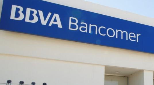 VIDEO: Joven revela que BBVA le intentó cargar una deuda de más de medio millón de pesos