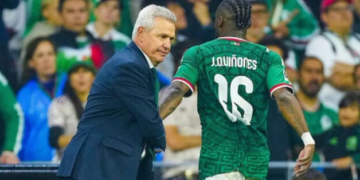 VIDEO «Se equivocó el viejo»: Quiñones tunde a Javier Aguirre por los cambios ante Inglaterra en el Mundial