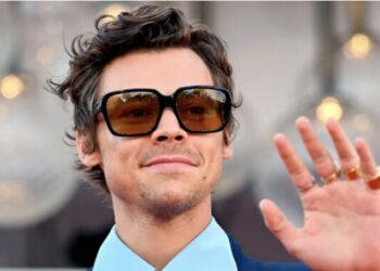 Metrobús CDMX le llama la atención a Harry Styles tras cruzar Paseo de la Reforma; el mensaje se vuelve viral