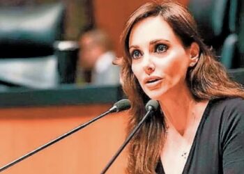 Lilly Téllez propone que “Los hijos de políticos de Morena se atiendan en hospitales públicos que ellos crearon”