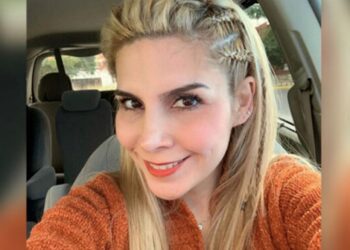 VIDEO: ¡Dios Perdona, el público quien sabe! Karla Panini Reaparece cantando canciones cristianas