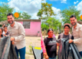 Diputado de Morena entrega hules para las lluvias y desata burlas y críticas en redes social
