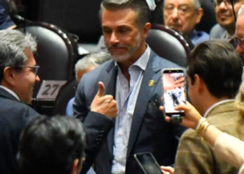 Sergio Mayer pide nueva licencia en la Cámara de Diputados; se alejará del cargo por tiempo indefinido